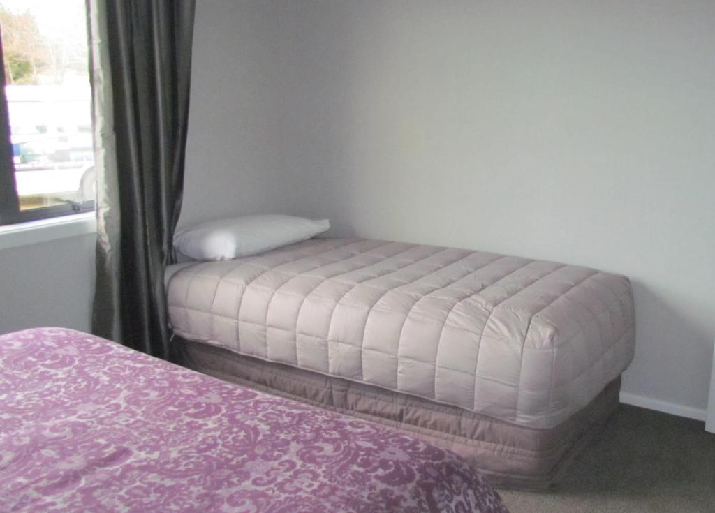 Birchwood Cottages 테아나우 객실 사진